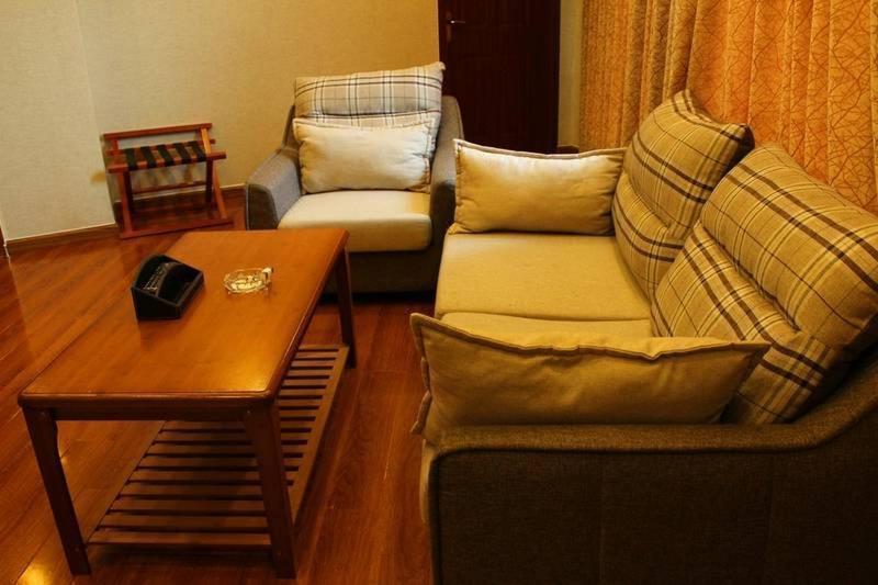Laway Internatinal Hotel 라사 외부 사진