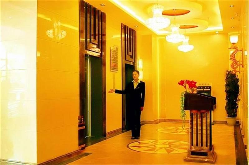 Laway Internatinal Hotel 라사 외부 사진