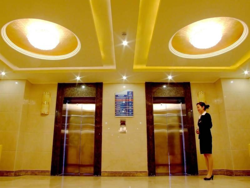 Laway Internatinal Hotel 라사 외부 사진