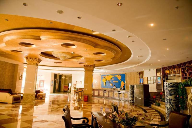 Laway Internatinal Hotel 라사 외부 사진