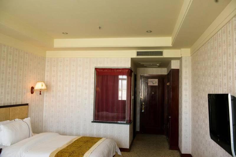 Laway Internatinal Hotel 라사 외부 사진